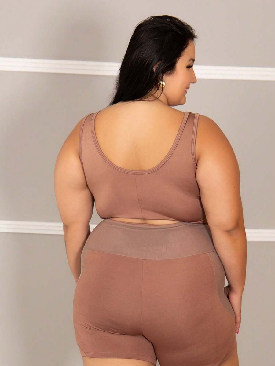 Top Plus Size Feminino Decote em U com Alças Largas
