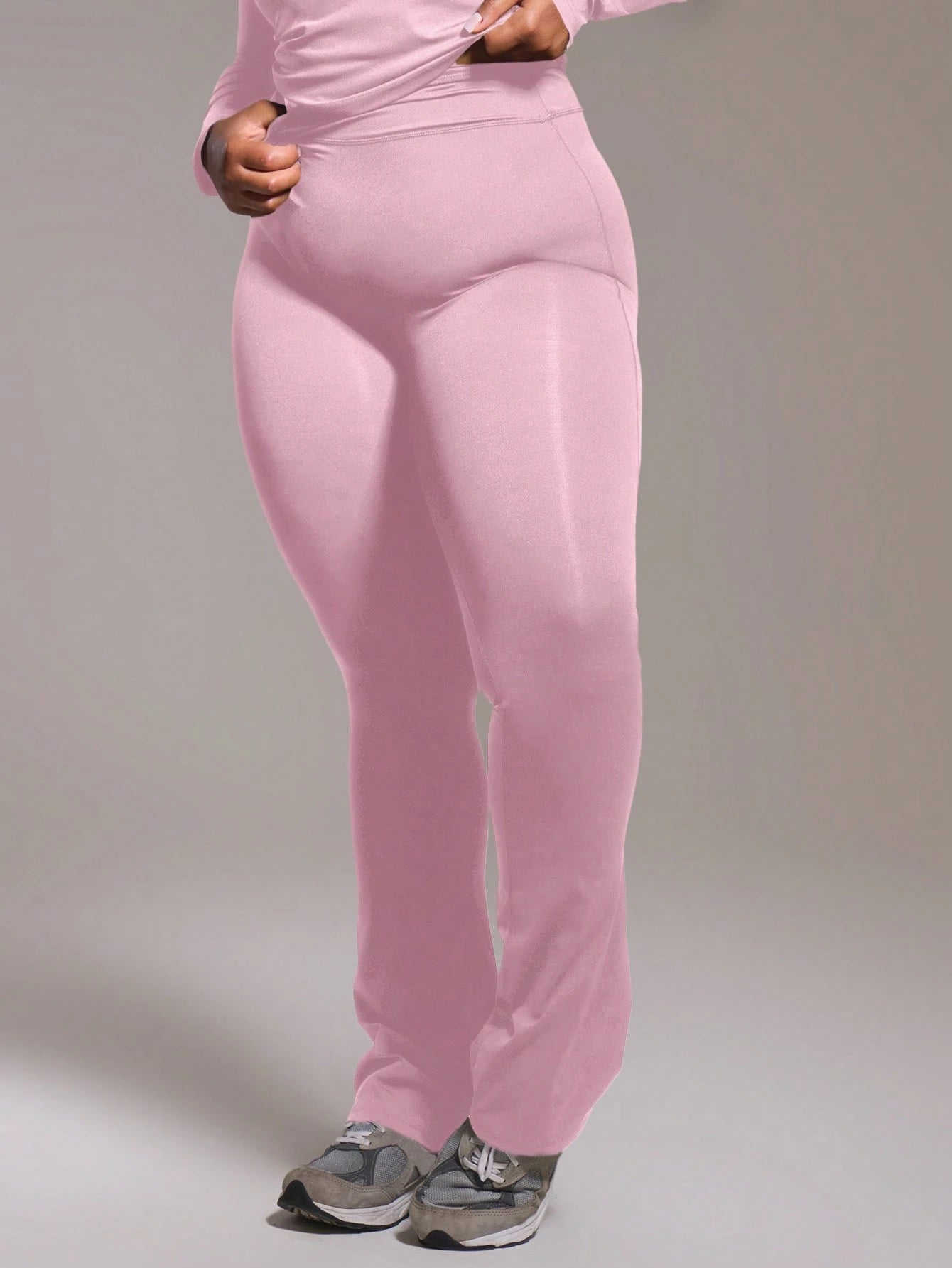 legging plus size, calça legging plus size, legging plus size cintura alta, legging plus size fitness, legging plus size com bolso, legging plus size ideal para malhar, legging plus size compressão, legging plus size modeladora, calça legging plus size para academia, legging plus size suplex, legging plus size poliéster, legging plus size elastano 