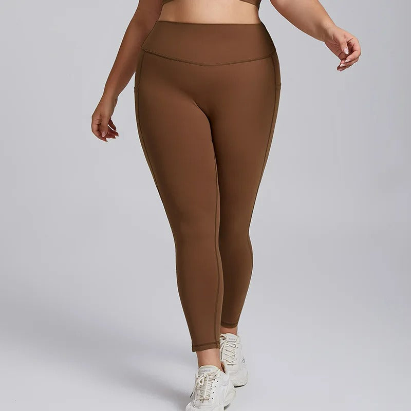 legging plus size, calça legging plus size, legging plus size cintura alta, legging plus size fitness, legging plus size com bolso, legging plus size estampada, legging plus size barata, legging plus size ideal para malhar, legging plus size compressão, legging plus size modeladora, calça legging plus size para academia, legging 